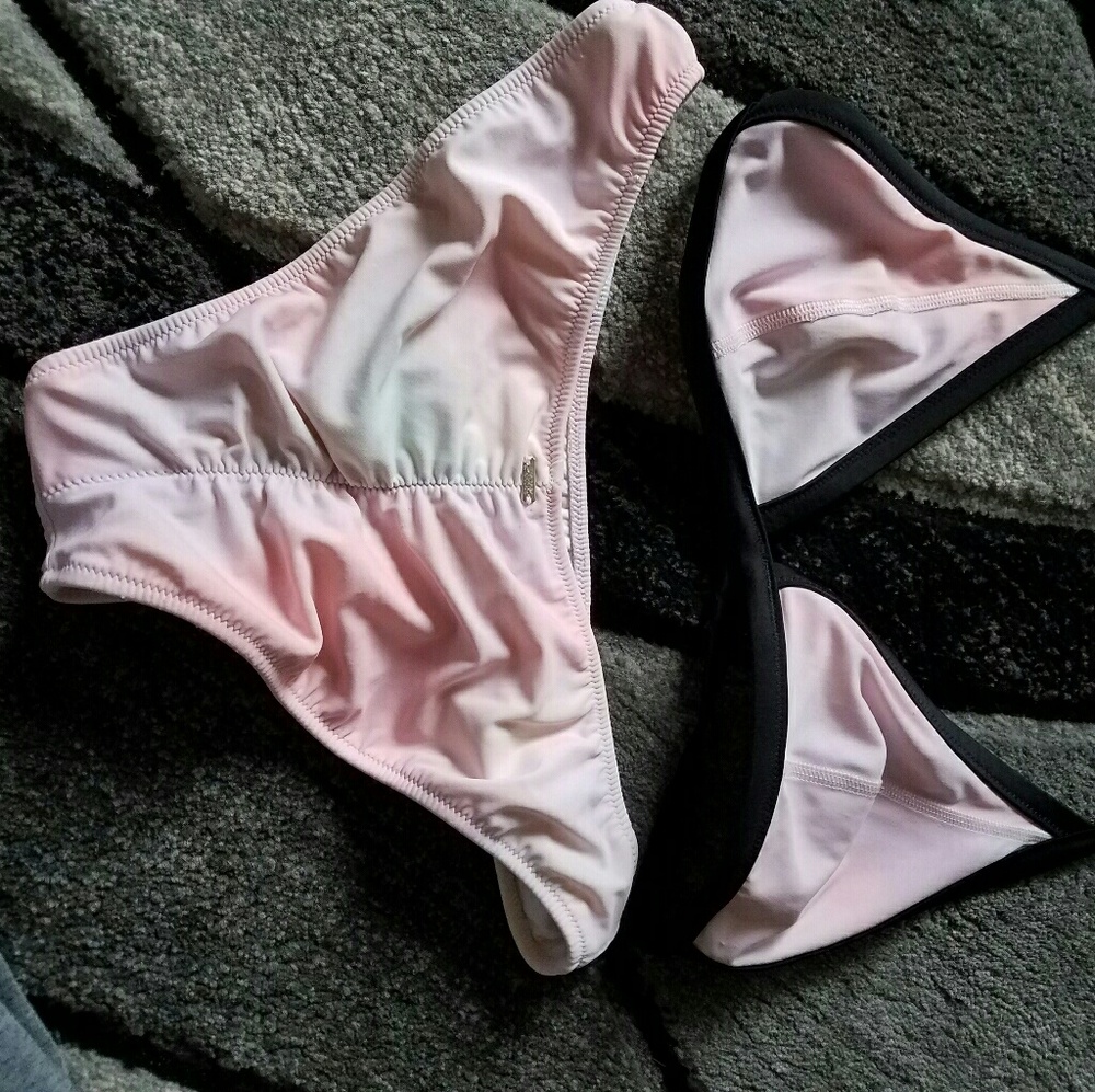 Victoria's Secret Pink bikini set